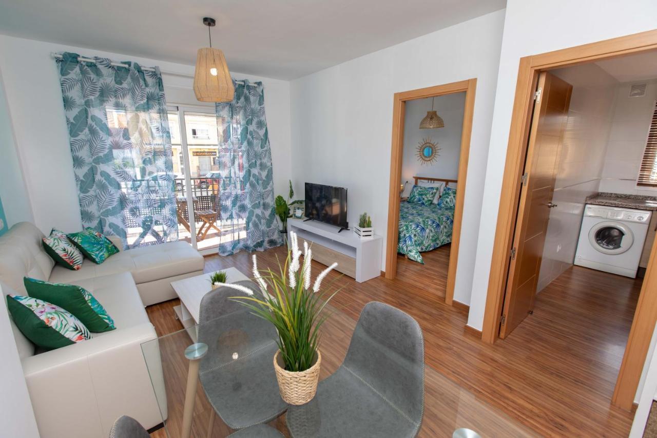Holidays By The Sea Apartments มาลากา ภายนอก รูปภาพ